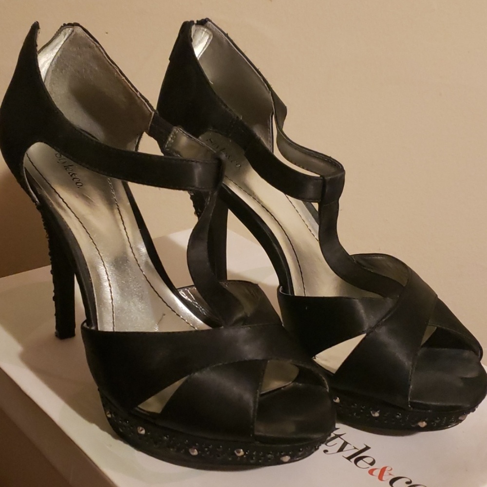 Women's Syle & Co.heels